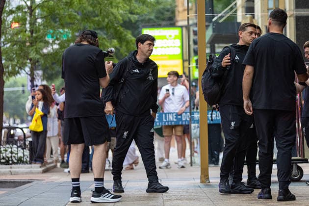 Football, England, Liverpool FC, arrival in Chicago for pre-season training