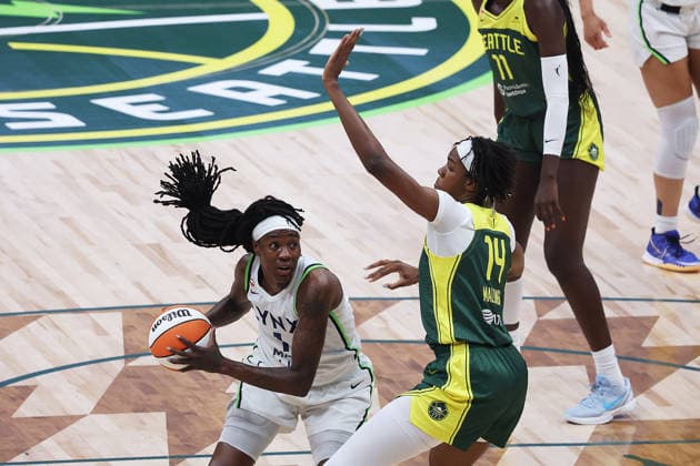 July 20, 2026, Seattle, Washington, USA: Minnesota Lynx forward NATASHA HOWARD (1) is guarded by Seattle Storm center DOMINIQUE MALONGA (14) in the first quarter of the WNBA, Basketball Damen, USA match between the Seattle Storm and Minnesota Lynx at Climate Pledge Arena in Seattle. Seattle USA - ZUMAd218 20260720_zsp_d218_008 Copyright: xRichardxDizonx