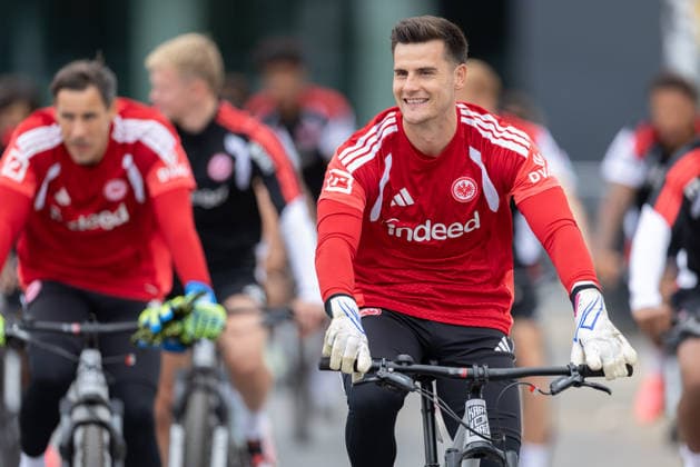 Training Eintracht Frankfurt Torwart Michael Zetterer (Eintracht Frankfurt, 23). Training von Eintracht Frankfurt am 20. Juli 2026 im Deutsche Bank Park in Frankfurt am Main., Frankfurt am Main Hessen Deutschland Deutsche Bank Park *** Training: Eintracht Frankfurt goalkeeper Michael Zetterer, Eintracht Frankfurt, 23. Eintracht Frankfurt training session on July 20, 2026, at Deutsche Bank Park in Frankfurt am Main, Frankfurt am Main, Hesse, Germany. Deutsche Bank Park