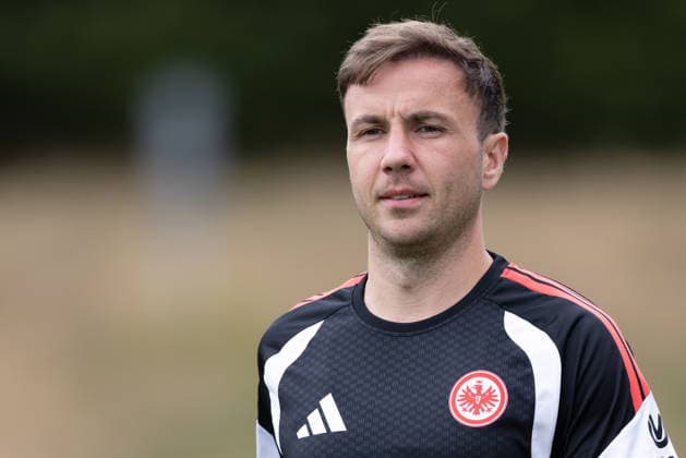 Training Eintracht Frankfurt Mario Götze (Eintracht Frankfurt, 27). Training von Eintracht Frankfurt am 20. Juli 2026 im Deutsche Bank Park in Frankfurt am Main., Frankfurt am Main Hessen Deutschland Deutsche Bank Park *** Eintracht Frankfurt Training: Mario Götze, Eintracht Frankfurt, 27. Eintracht Frankfurt training session on July 20, 2026, at Deutsche Bank Park in Frankfurt am Main, Frankfurt am Main, Hesse, Germany; Deutsche Bank Park