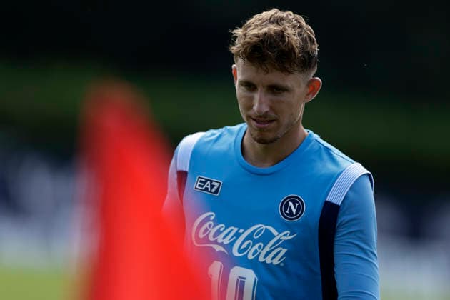 SSC Napoli preseason 2026-27 SSC Napoli™s Danish midfielder Jesper Lindstrom during fifth day SSC Napoli s 2026-27 preseason training camp in val di sole in Trentino, Dimaro Folgarida July, 21 2026. _BPH7724 Copyright: xAntonioxBalascox