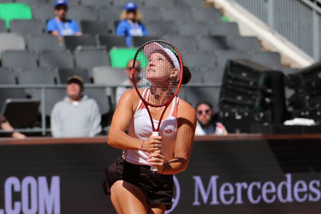 MSC Hamburg Ladies Open WTA, Tennis Damen 250) am Hamburger Rothenbaum: Darja Semenistaja (Lettland) in der 1. Runde. *** MSC Hamburg Ladies Open WTA 250 at Hamburg s Rothenbaum: Darja Semenistaja of Latvia in the first round