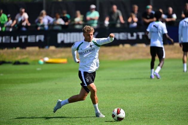 21.07.2026; Moenchengladbach; Fussball, Herren, Saison 2026 2027, Training Borussia Moenchengladbach Robin Hack (Gladbach) DFL regulations prohibit any use of photographs as image sequences and or quasi-video. ista-Borussia-Park NRW Deutschland *** July 21, 2026, Mönchengladbach, Soccer, Men s, 2026–2027 Season, Borussia Mönchengladbach Training, Robin Hack, Gladbach. DFL regulations prohibit any use of photographs as image sequences and or quasi-video content at Borussia Park, North Rhine-Westphalia, Germany