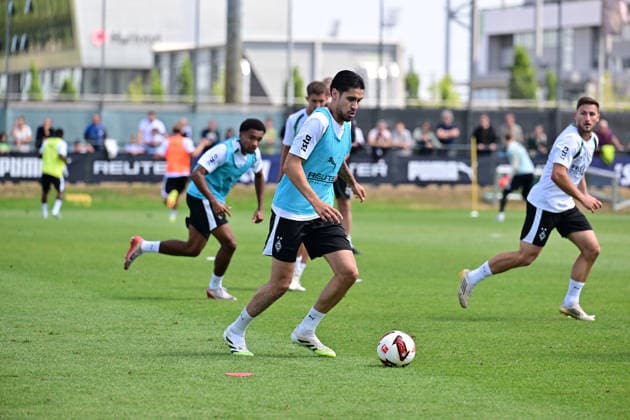 21.07.2026; Moenchengladbach; Fussball, Herren, Saison 2026 2027, Training Borussia Moenchengladbach Kevin Diks (Gladbach) DFL regulations prohibit any use of photographs as image sequences and or quasi-video. ista-Borussia-Park NRW Deutschland *** July 21, 2026, Mönchengladbach, Soccer, Men s, 2026–2027 Season, Borussia Mönchengladbach Training, Kevin Diks, Gladbach. DFL regulations prohibit any use of photographs as image sequences and or quasi-video content at Borussia Park, North Rhine-Westphalia, Germany