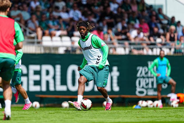 Samuel Mbangula (SV Werder Bremen, 07) AUT, Training SV Werder Bremen, Fussball, 1. Bundesliga, Saison 2026 2027, 21.07.2026 AUT, Training SV Werder Bremen, Fussball, 1. Bundesliga, Saison 2026 2027, 21.07.2026 Zell am Ziller *** Samuel Mbangula, SV Werder Bremen, July 7, 2026, SV Werder Bremen training, soccer, Bundesliga 1, 2026–2027 season, July 21, 2026, Austria, SV Werder Bremen training, soccer, Bundesliga 1, 2026–2027 season, July 21, 2026, Zell am Ziller Copyright: xEibner-Pressefoto MarcelxvonxFehrnx EP_MFN