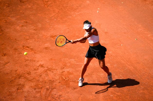 MSC Hamburg Ladies Open - Day 2 Maria Lourdes Carle of Argentina plays during her round of 32 match against Jule Niemeier of Germany at the 2026 MSC Hamburg Ladies Open women s tennis tournament at Am Rothenbaum in Hamburg, Germany. Hamburg Hamburg Greece  Copyright: xOwenxHammondx originalFilename:hammond-2026msch260721_npRPw.jpg