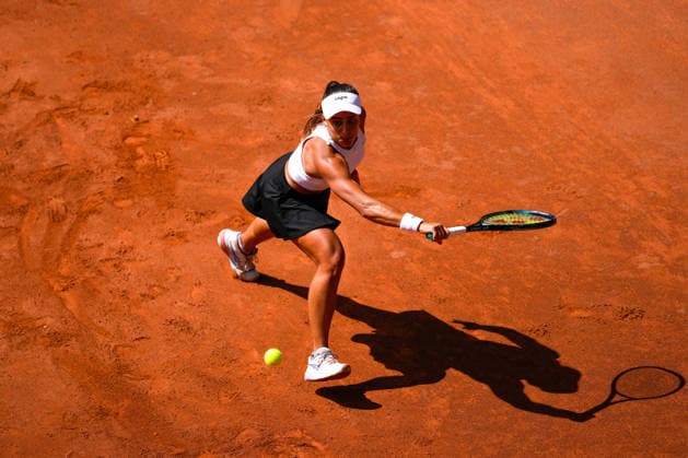 MSC Hamburg Ladies Open - Day 2 Maria Lourdes Carle of Argentina plays during her round of 32 match against Jule Niemeier of Germany at the 2026 MSC Hamburg Ladies Open women s tennis tournament at Am Rothenbaum in Hamburg, Germany. Hamburg Hamburg Greece  Copyright: xOwenxHammondx originalFilename:hammond-2026msch260721_npsLC.jpg