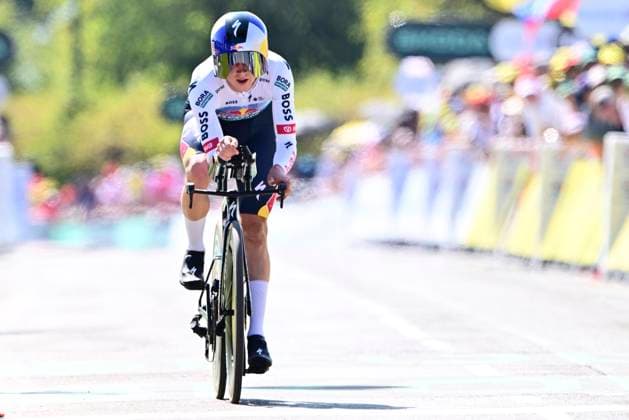 Tour de France 2026 Stage 16 THONON-LES-BAINS, FRANCE - JULY 21 : Van Gils Maxim (BEL) of Red Bull - BORA - Hansgrohe during stage 16 of the 113rd edition of Tour de France an UCI World Tour 2.UWT Individual Time Trial stage for Men Elite of 26 km with start in Evian-les-Bains and finish in Thonon-les-Bains on July 21, 2026 in Thonon-les-Bains, France, 21 07 2026 Thonon-les-Bains France  Copyright: xPeterxDexVoechtx