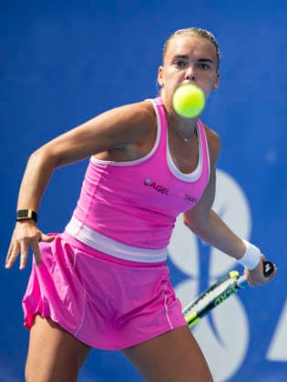 The Livesport Prague Open women s tennis tournament, in Prague, Czech Republic, on July 21, 2026. Sara Bejlek from Czech Republic, pictured, faces Anna Blinkova from Russia. (CTKxPhoto MichalxKamaryt) CTKPhotoP2026072105291  CTKPhotoP2026072105291