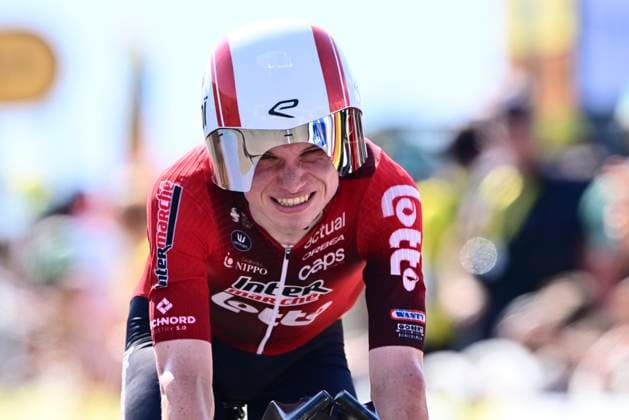 Tour de France 2026 Stage 16 THONON-LES-BAINS, FRANCE - JULY 21 : Van Eetvelt Lennert (BEL) of Lotto - Intermarche during stage 16 of the 113rd edition of Tour de France an UCI World Tour 2.UWT Individual Time Trial stage for Men Elite of 26 km with start in Evian-les-Bains and finish in Thonon-les-Bains on July 21, 2026 in Thonon-les-Bains, France, 21 07 2026 Thonon-les-Bains France  Copyright: xPeterxDexVoechtx