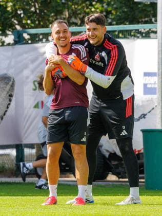 21.07.2026 - Fussball - 2. Fussball-Bundesliga - Saison 2026 2027 - 1. FC Nürnberg FCN Club - Trainingslager Sommer Sommertrainingslager Gais - Bruneck - Südtirol - Zink DaMa - xdaxmax - Julian Justvan (10, 1. FC Nürnberg FCN ) Robin Lisewski (13, 1. FC Nürnberg FCN ) lacht Lachen freut sich Freude *** July 21, 2026 Soccer 2 Soccer Bundesliga 2026–2027 Season 1 FC Nuremberg (FCN) Club Summer Training Camp Summer Training Camp in Gais, Brunico, South Tyrol Zink DaMa xdaxmax Julian Justvan 10, 1 FC Nuremberg (FCN) Robin Lisewski 13, 1 FC Nuremberg (FCN) laughs, is happy, feels joy