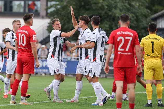 3. Liga; Toto-Pokal - VfB Forstinning - FC Ingolstadt 04; Tor Jubel Treffer 0:1 Elias Decker (4, FCI) Simon Lorenz (32, FCI) Georgios Antzoulas (6, FCI) Toto Pokal - FC Ingolstadt 04 VfB Forstinning Saison 2026 2027 *** 3rd Division Toto Cup: VfB Forstinning vs. FC Ingolstadt 04 – Goals, Celebrations, Scores: 0–1; Elias Decker (4 ), FCI Simon Lorenz (32 ), FCI Georgios Antzoulas (6 ), FCI Toto Cup: FC Ingolstadt 04 vs. VfB Forstinning, 2026–2027 Season
