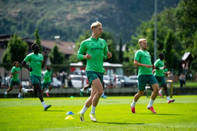21.07.2026, AUT, Fußball, Herren, 1. Bundesliga, Trainingslager, Saison 2026 2027, Zell am Ziller, SV Werder Bremen Oskar Wojcik ( Bremen, 03 ), Zell am Ziller Parkstadion Tirol Österreich *** July 21, 2026, Austria, Soccer, Men s, 1. Bundesliga, Training Camp, 2026–2027 Season, Zell am Ziller, SV Werder Bremen, Oskar Wojcik, Bremen, 03, Zell am Ziller Parkstadion, Tyrol, Austria Copyright: xNordphotox xMemmlerx