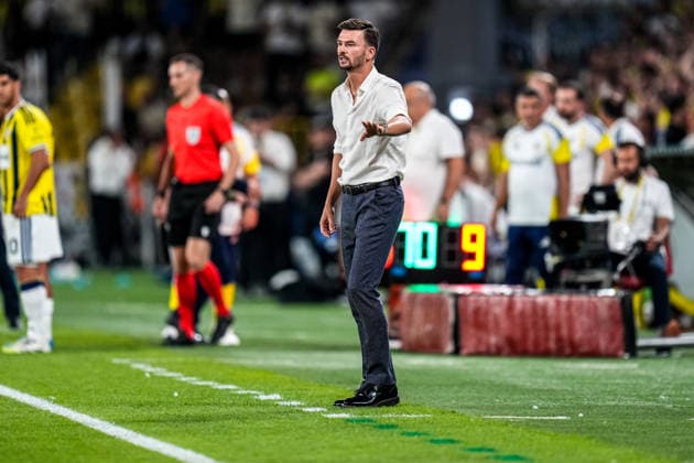 Fenerbahce SK v Gornik Zabrze - UEFA Champions League 2026 27 Second Qualifying Round First Leg Michal Gasparik, manager of Gornik Zabrze, is pictured during the UEFA Champions League 2026 27 second qualifying round first leg match between Fenerbahce SK and Gornik Zabrze at Fenerbahce Sukru Saracoglu Spor Kompleksi in Istanbul, Turkey, on July 21, 2026. Istanbul Istanbul Turkey  Copyright: xYagizxGurtugx originalFilename:gurtug-fenerbah260721_np381.jpg