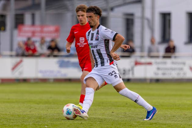Forstinning, Deutschland 21. Juli 2026: Toto-Pokal - Bayerischer Landespokal - 2026 2027 - 1. Hauptrunde - VfB Forstinning gegen FC Ingolstadt 04 Im Bild: Davide-Danilo Sekulovic (FCI) Sportpark Bayern *** Forstinning, Germany, July 21, 2026 Toto Cup Bavarian State Cup 2026–2027, First Round: VfB Forstinning vs. FC Ingolstadt 04. Pictured: Davide Danilo Sekulovic, FCI Sportpark Bayern Copyright: xFotostandx xSchäferx