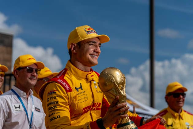 July 20, 2026, Lebanon, Tennessee, USA: IndyCar, Indy Car, IRL, USA SERIES driver, ALEX PALOU (10) (ESP) of Barcelona, Spain, wins the Music City Grand Prix at Nashville Superspeedway in LEBANON, Tennessee. Lebanon USA - ZUMAa161 20260720_aaa_a161_016 Copyright: xWalterxG.xArcexSr.x