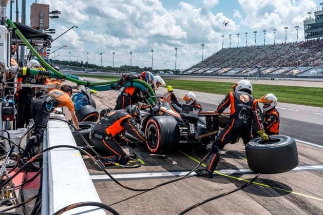 July 20, 2026, Lebanon, Tennessee, USA: IndyCar, Indy Car, IRL, USA SERIES driver, ROMAIN GROSJEAN (18) (CHE) of Geneva, Switzerland, brings his car in for service during the Music City Grand Prix at Nashville Superspeedway in LEBANON Tennessee. Lebanon USA - ZUMAa161 20260720_aaa_a161_054 Copyright: xWalterxG.xArcexSr.x