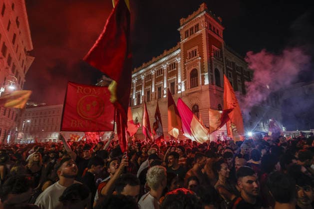 Football, Italy: AS Roma fans celebrate the club’s 99th anniversary in Rome