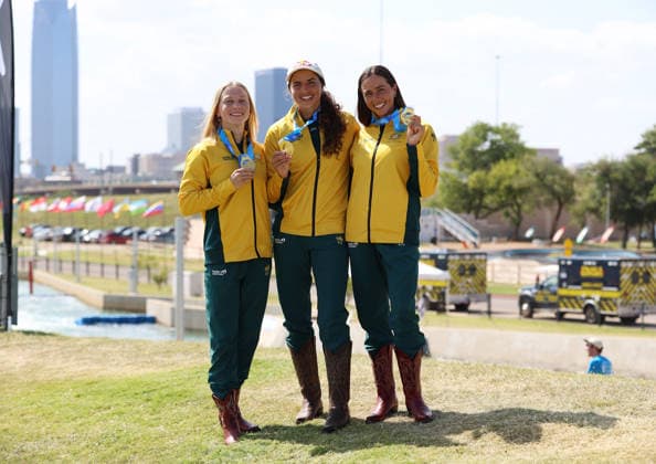 July 21, 2026, Oklahoma City, Oklahoma, USA: KATE ECKHARDT, JESSICA FOX, NOEMIE FOX of Australia gold medalist of Women Kayak Teams on 2026 ICF Canoe Slalom World Championships, Oklahoma City, USA. Oklahoma City USA - ZUMAc278 20260721_zsp_c278_011 Copyright: xMarcinxCholewinskix