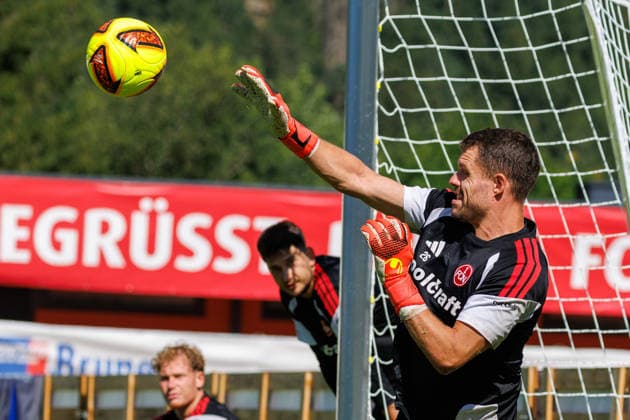 22.07.2026 - Fussball - 2. Fussball-Bundesliga - Saison 2026 2027 - 1. FC Nürnberg FCN Club - Trainingslager Sommer Sommertrainingslager Gais - Bruneck - Südtirol - Zink DaMa - xdaxmax - Christian Mathenia (26, 1. FC Nürnberg FCN ) *** July 22, 2026 Soccer 2 Bundesliga 2026–2027 Season 1 FC Nuremberg (FCN) Club Summer Training Camp Summer Training Camp in Gais, Brunico, South Tyrol Zink DaMa xdaxmax Christian Mathenia 26, 1 FC Nuremberg FCN