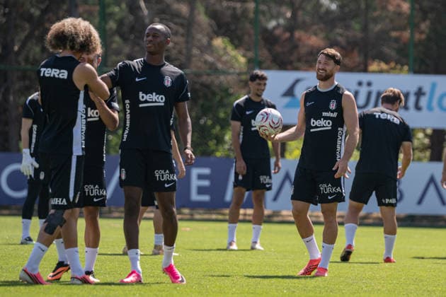 Football, Europa League qualifiers, Beşiktaş Istanbul, training