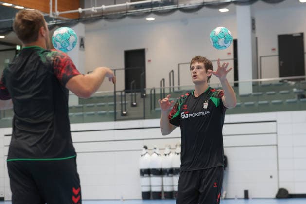 22.07.2026, xtgx, Handball, Opel HBL, SC Magdeburg Auftakttraining v.l. Bennet Wiegert (Magdeburg, Trainer) Magdeburg *** July 22, 2026, xtgx, Handball, Opel HBL, SC Magdeburg s first training session, photo by Bennet Wiegert, Magdeburg, Magdeburg coach