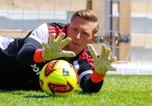 22.07.2026 - Fussball - 2. Fussball-Bundesliga - Saison 2026 2027 - 1. FC Nürnberg FCN Club - Trainingslager Sommer Sommertrainingslager Gais - Bruneck - Südtirol - Zink DaMa - xdaxmax - Jan Reichert (1, 1. FC Nürnberg FCN ) trainiert vorsichtig nach Verletzung *** July 22, 2026 Soccer 2 Bundesliga 2026–2027 Season 1 FC Nuremberg (FCN) Club Summer Training Camp Summer Training Camp in Gais, Brunico, South Tyrol Zink DaMa xdaxmax Jan Reichert 1, 1 FC Nuremberg (FCN) trains cautiously following an injury