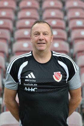 Steffen Ziesche (Teammanager); FC Energie Cottbus; 2.Liga, Porträttermin 2026 2027 Fussball 2. Liga 2026 2027 Offizieller Portraitermin FC Energie Cottbus *** Steffen Ziesche, Team Manager, FC Energie Cottbus, 2. Bundesliga, Portrait Session 2026–2027, Soccer, 2. Bundesliga 2026–2027, Official Portrait Session, FC Energie Cottbus