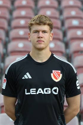 Malte Wilke; FC Energie Cottbus; 2.Liga, Porträttermin 2026 2027 Fussball 2. Liga 2026 2027 Offizieller Portraitermin FC Energie Cottbus *** Malte Wilke, FC Energie Cottbus, 2. Bundesliga, Official Photo Shoot 2026–2027, Soccer, 2. Bundesliga 2026–2027, Official Photo Shoot for FC Energie Cottbus