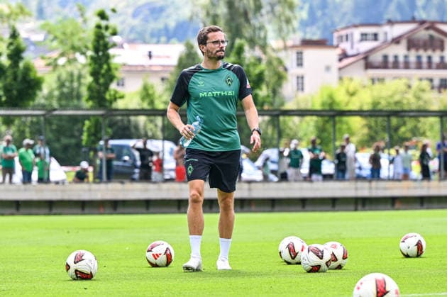 22.07.2026, AUT, Fußball, Herren, 1. Bundesliga, Trainingslager, Saison 2026 2027, Zell am Ziller, SV Werder Bremen Holger Frach (Werder Bremen) Zell am Ziller Parkstadion Tirol Österreich *** July 22, 2026, Austria, Soccer, Men s, 1. Bundesliga, Training Camp, 2026–2027 Season, Zell am Ziller, SV Werder Bremen, Holger Frach, Werder Bremen, Zell am Ziller, Parkstadion, Tyrol, Austria Copyright: xNordphotox xHafnerx