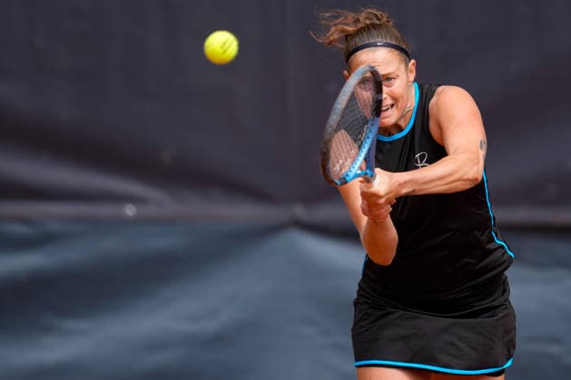 MSC Hamburg Ladies Open - Day 3 Yvonne Cavalle-Reimers of Spain plays with partner Lara Salden of Belgium during their round of 16 doubles match against Dalila Jakupovic and Nika Radisic of Slovenia at the 2026 MSC Hamburg Ladies Open Women s tennis tournament at Am Rothenbaum in Hamburg, Germany. Hamburg Hamburg Germany  Copyright: xOwenxHammondx originalFilename:hammond-2026msch260722_np03T.jpg