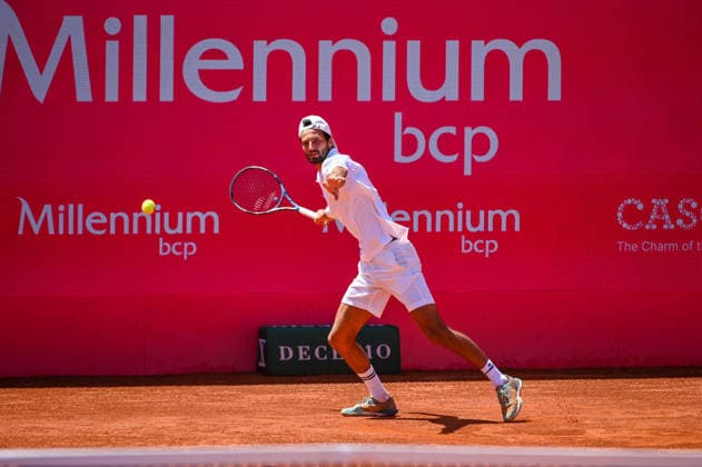 July 22, 2026, Lisbon, Lisbon, Portugal: TITOUAN DROGUET in action during the Round of 16 at the Millennium Estoril Open ATP, Tennis Herren tennis tournament at Clube de Tenis do Estoril. Lisbon Portugal - ZUMAr238 20260722_zip_r238_002 Copyright: xRicardoxRochax