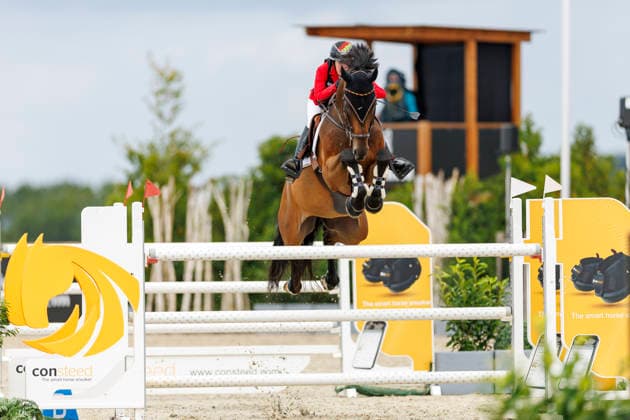 HAGEN a.T.W. - FEI Jumping European Championship, EM, Europameisterschaft Children, Juniors and Young Rider 2026, HAGEN a.T.W. - FEI Jumping European Championship Children, Juniors and Young Rider 2026 BEERBAUM Brianne (GER), Kiss me CH-EU-J-S - JUNIORS 1ST COMPETITION Teams & Individuals Hagen a.T.W., Reitanlage Haunhorst 22. July 2026 - *** HAGEN a T W FEI Jumping European Championship for Children, Juniors, and Young Riders 2026, HAGEN a T W FEI Jumping European Championship for Children, Juniors, and Young Riders 2026 BEERBAUM Brianne GER, Kiss me CH EU J S JUNIORS 1ST COMPETITION Teams Individuals Hagen a T W, Haunhorst Equestrian Center, July 22, 2026