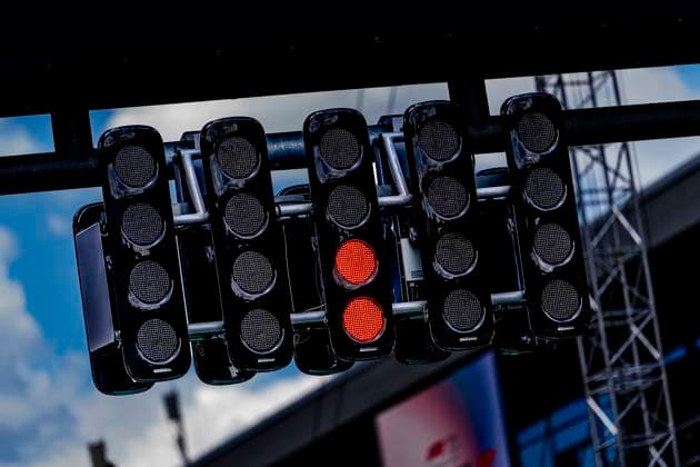BUDAPEST - The starting lights during the Formula 1 Hungary at the Hungaroring circuit on July 22, 2026 in Budapest, Hungary. (Photo by DeFodi Images) - *** BUDAPEST: The starting lights during the Formula 1 Hungarian Grand Prix at the Hungaroring circuit on July 22, 2026, in Budapest, Hungary. Photo by DeFodi Images