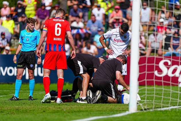 Verletzung Frank Feller (1. FC Heidenheim, 01) ITA, FC Bologna vs. 1. FC Nürnberg, Fussball, Testspiel, Saison 2026 2027, 22.07.2026 ITA, FC Bologna vs. 1. FC Nürnberg, Fussball, Testspiel, Saison 2026 2027, 22.07.2026 Mühlbach *** Injury: Frank Feller, 1 FC Heidenheim, July 1, 2026, FC Bologna vs. 1 FC Nürnberg, Soccer, Friendly, 2026–2027 Season, July 22, 2026, Italy, FC Bologna vs. 1 FC Nürnberg, Soccer, Friendly, 2026–2027 Season, July 22, 2026, Mühlbach Copyright: xEibner-Pressefoto MarcelxvonxFehrnx EP_MFN