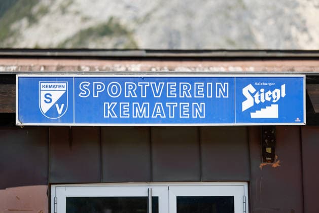 SOCCER - Schalke vs Kharkiv, test match KEMATEN,AUSTRIA,22.JUL.26 - SOCCER - 1. DFL, 1. Deutsche Bundesliga, Premjer-Liha, FC Schalke 04 vs FC Kharkiv, test match. Image shows a feature with a banner.  GEPAxpictures xMarkoxVulic
