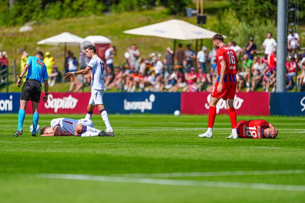 Verletzung Eivind Helland (FC Bologna, 05), Marvin Pieringer (1. FC Heidenheim, 18) ITA, FC Bologna vs. 1. FC Heidenheim, Fussball, Testspiel, Saison 2026 2027, 22.07.2026 ITA, FC Bologna vs. 1. FC Heidenheim, Fussball, Testspiel, Saison 2026 2027, 22.07.2026 Mühlbach *** Injury: Eivind Helland, FC Bologna, 05; Marvin Pieringer, 1 FC Heidenheim, 18; ITA, FC Bologna vs. 1 FC Heidenheim, Soccer, Friendly, 2026–2027 Season, July 22, 2026 ITA, FC Bologna vs. 1 FC Heidenheim, Soccer, Friendly, 2026–2027 Season, July 22, 2026 Mühlbach Copyright: xEibner-Pressefoto MarcelxvonxFehrnx EP_MFN