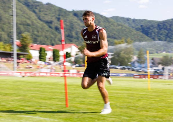 22.07.2026 - Fussball - 2. Fussball-Bundesliga - Saison 2026 2027 - 1. FC Nürnberg FCN Club - Trainingslager Sommer Sommertrainingslager Gais - Bruneck - Südtirol - Zink DaMa - xdaxmax - Adam Markhiev (6, 1. FC Nürnberg FCN ) mit Sprinteinheit *** July 22, 2026 Soccer 2 Soccer Bundesliga 2026–2027 Season 1 FC Nuremberg (FCN) Club Summer Training Camp Summer Training Camp in Gais, Brunico, South Tyrol Zink DaMa xdaxmax Adam Markhiev 6, 1 FC Nuremberg (FCN) with a sprint session