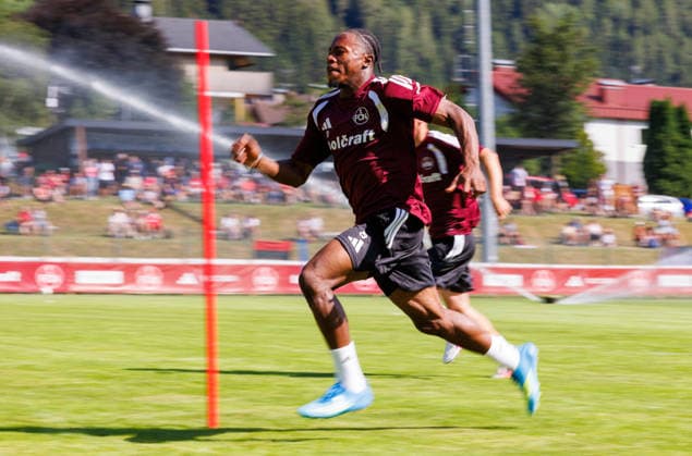 22.07.2026 - Fussball - 2. Fussball-Bundesliga - Saison 2026 2027 - 1. FC Nürnberg FCN Club - Trainingslager Sommer Sommertrainingslager Gais - Bruneck - Südtirol - Zink DaMa - xdaxmax - Mohamed Ali Zoma (23, 1. FC Nürnberg FCN ) mit Sprinteinheit *** July 22, 2026 Soccer 2 Bundesliga 2026–2027 Season 1 FC Nuremberg (FCN) Club Summer Training Camp Summer Training Camp in Gais, Brunico, South Tyrol Zink DaMa xdaxmax Mohamed Ali Zoma 23, 1 FC Nuremberg (FCN) with a sprint session