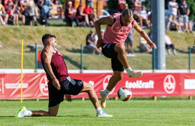 22.07.2026 - Fussball - 2. Fussball-Bundesliga - Saison 2026 2027 - 1. FC Nürnberg FCN Club - Trainingslager Sommer Sommertrainingslager Gais - Bruneck - Südtirol - Zink DaMa - xdaxmax - Alexios Kalogeropoulos (4, 1. FC Nürnberg FCN ) Rafael Lubach (18, 1. FC Nürnberg FCN ) *** July 22, 2026 Soccer 2 Soccer Bundesliga 2026–2027 Season 1 FC Nuremberg (FCN) Club Summer Training Camp Summer Training Camp in Gais, Brunico, South Tyrol Zink DaMa xdaxmax Alexios Kalogeropoulos 4, 1 FC Nuremberg (FCN) Rafael Lubach 18, 1 FC Nuremberg (FCN)