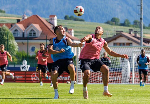 22.07.2026 - Fussball - 2. Fussball-Bundesliga - Saison 2026 2027 - 1. FC Nürnberg FCN Club - Trainingslager Sommer Sommertrainingslager Gais - Bruneck - Südtirol - Zink DaMa - xdaxmax - Julian Justvan (10, 1. FC Nürnberg FCN ) Rafael Lubach (18, 1. FC Nürnberg FCN ) *** July 22, 2026 Soccer 2 Soccer Bundesliga 2026–2027 Season 1 FC Nuremberg (FCN) Club Summer Training Camp Summer Training Camp in Gais, Brunico, South Tyrol Zink DaMa xdaxmax Julian Justvan 10, 1 FC Nuremberg (FCN) Rafael Lubach 18, 1 FC Nuremberg (FCN)