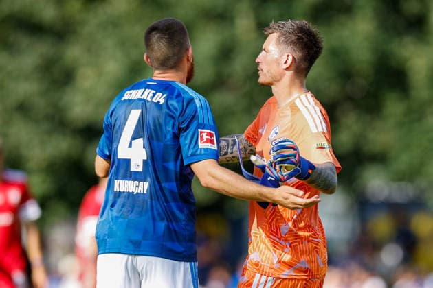 SOCCER - Schalke vs Kharkiv, test match KEMATEN,AUSTRIA,22.JUL.26 - SOCCER - 1. DFL, 1. Deutsche Bundesliga, Premjer-Liha, FC Schalke 04 vs FC Kharkiv, test match. Image shows Kevin Mueller (Schalke).  GEPAxpictures xMarkoxVulic
