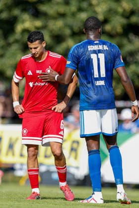 SOCCER - Schalke vs Kharkiv, test match KEMATEN,AUSTRIA,22.JUL.26 - SOCCER - 1. DFL, 1. Deutsche Bundesliga, Premjer-Liha, FC Schalke 04 vs FC Kharkiv, test match. Image shows Rafael Profini (Kharkiv).  GEPAxpictures xMarkoxVulic