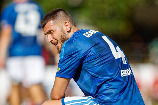 SOCCER - Schalke vs Kharkiv, test match KEMATEN,AUSTRIA,22.JUL.26 - SOCCER - 1. DFL, 1. Deutsche Bundesliga, Premjer-Liha, FC Schalke 04 vs FC Kharkiv, test match. Image shows Hasan Kurucay (Schalke).  GEPAxpictures xMarkoxVulic