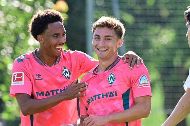 22.07.2026, AUT, Freundschaftsspiel SV Werder Bremen vs Fagiano Okayama Fussball, Saison 2026 2027), 1:0 werder Chuki (Werder Bremen 20); Zell am Ziller Parkstadion Zillertal Österreich *** July 22, 2026, Austria, Friendly Match: SV Werder Bremen vs. Fagiano Okayama, Soccer, 2026–2027 Season, 1–0, Werder Chuki, Werder Bremen, Zell am Ziller, Parkstadion Zillertal, Austria Copyright: xnordphotoxGmbHx xKFOTOx