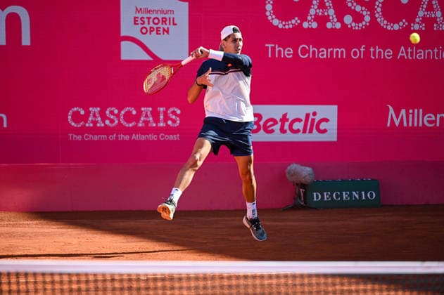 July 22, 2026, Lisbon, Lisbon, Portugal: ALEJANDRO TABILO in action during the Round of 16 at the Millennium Estoril Open ATP, Tennis Herren tennis tournament at Clube de Tenis do Estoril. Lisbon Portugal - ZUMAr238 20260722_zip_r238_053 Copyright: xRicardoxRochax
