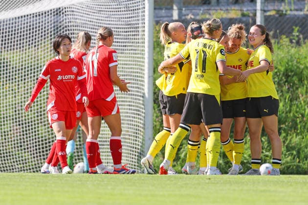 Fussball - Frauen - Testspiel - 1. FSV Mainz 05 - Borussia Dortmund - 22.07.26, 2:0 für den BVB durch Rita Schumacher, Hopfgarten Hopfgarten Tirol Österreich *** Women s Soccer Friendly Match 1: FSV Mainz 05 vs. Borussia Dortmund, July 22, 2026; 2–0 for BVB, goal by Rita Schumacher, Hopfgarten, Hopfgarten, Tyrol, Austria