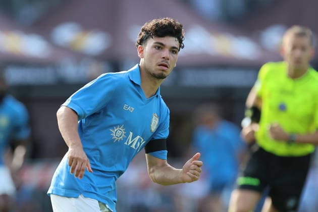 SSC Napoli v Arezzo - Pre Season Friendly Match Vincenzo Prisco of Napoli during a preseason friendly soccer match between Napoli and Arezzo at Stadio Carciato in Dimaro Folgarida, Trento, Italy, on July 22, 2026. Dimaro Folgarida Trento Italy  Copyright: xCiroxDexLucax originalFilename:deluca-sscnapol260722_np6Rl.jpg