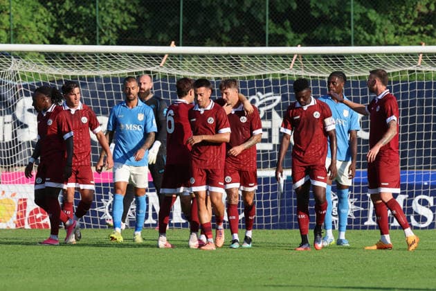 SSC Napoli v Arezzo - Pre Season Friendly Match Matteo Gilli of Arezzo scores their second goal during a preseason friendly soccer match between Napoli and Arezzo at Stadio Carciato in Dimaro Folgarida, Trento, Italy, on July 22, 2026. Dimaro Folgarida Trento Italy  Copyright: xCiroxDexLucax originalFilename:deluca-sscnapol260722_np7iH.jpg