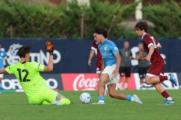 SSC Napoli v Arezzo - Pre Season Friendly Match Antonio Vergara of Napoli during a preseason friendly soccer match between Napoli and Arezzo at Stadio Carciato in Dimaro Folgarida, Trento, Italy, on July 22, 2026. Dimaro Folgarida Trento Italy  Copyright: xCiroxDexLucax originalFilename:deluca-sscnapol260722_npEpA.jpg